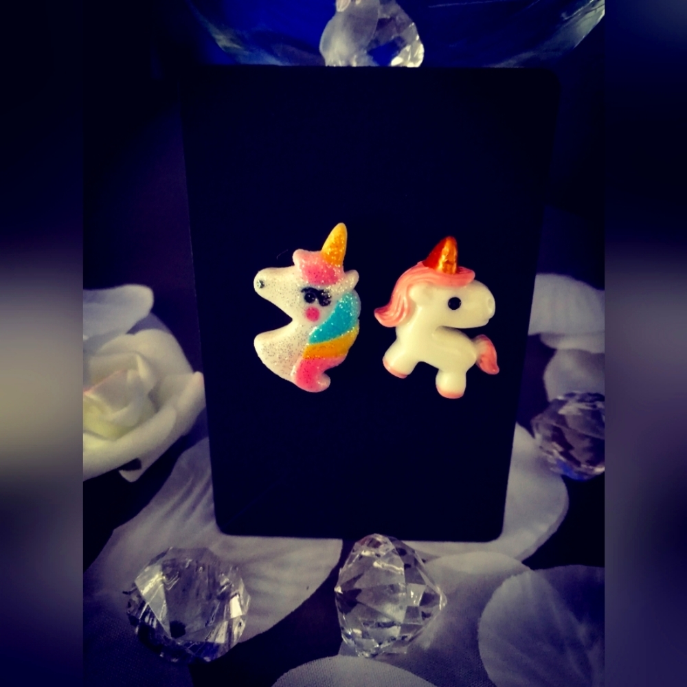 2for20$ Earring fashion licorne